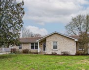 101 Hankins Dr, Smyrna image