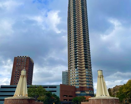 3660 N Lake Shore Drive Unit #2106, Chicago