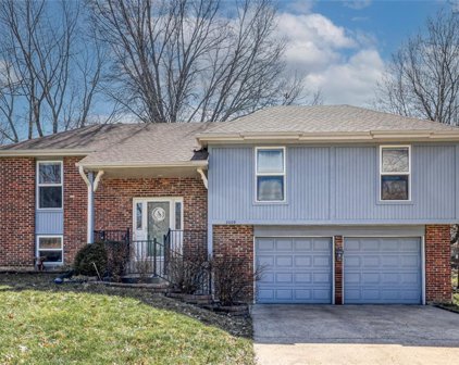 2009 E Sleepy Hollow Drive, Olathe
