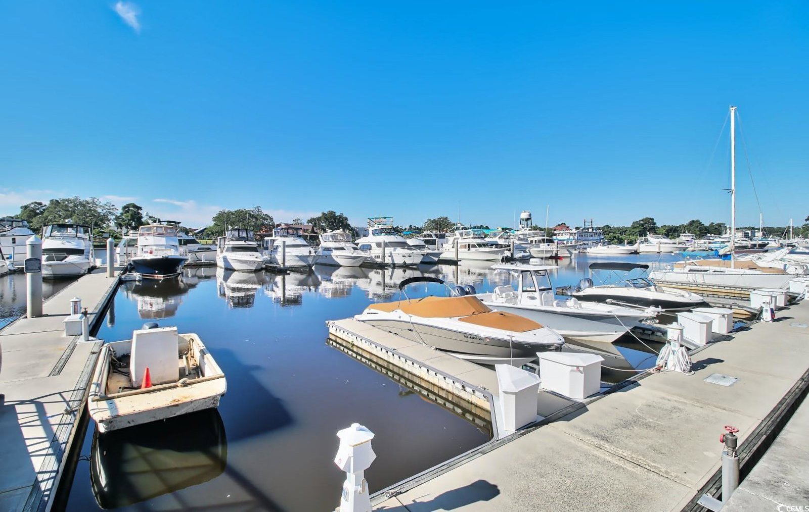 MLS 2404570 Barefoot Resort Leatherleaf 5600 Leatherleaf Dr., North