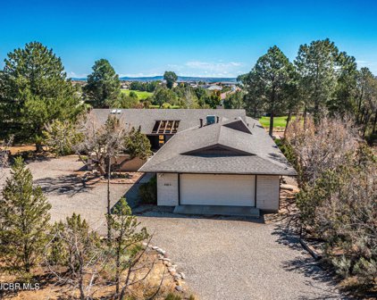 6102 Quail Run, Farmington