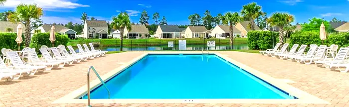 Pool and Clubhouse in Summerlyn