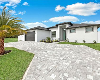 917 Embers Parkway W, Cape Coral