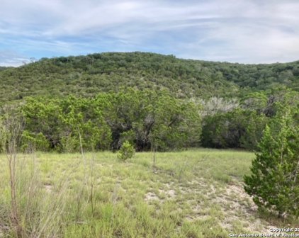 150 Acres, Helotes