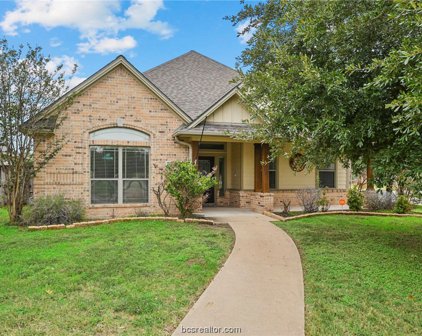 3900 Devrne Drive, College Station