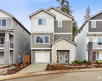 327 207th Street SE, Bothell