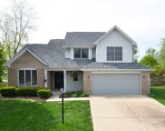 8595 KNOLL Crossing, Fishers image