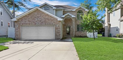 1018 S Riverside Drive, Elmhurst