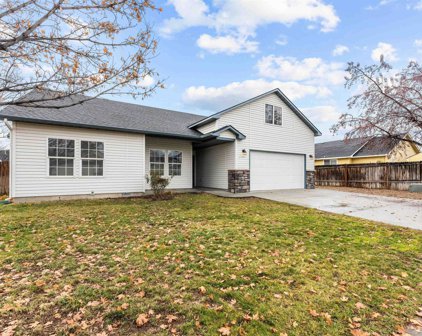 2105 W Garden Ave, Nampa