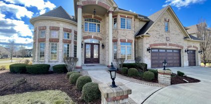 4604 Chinaberry Lane, Naperville