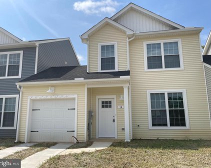 16 Parkview Dr Unit #8, Carlisle