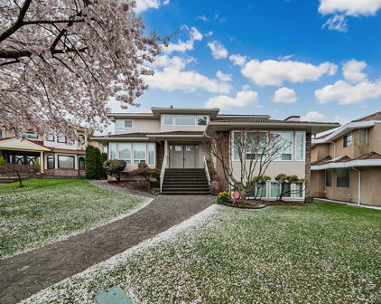 7481 Almond Place, Burnaby