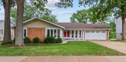 838 Pontoison  Drive, Manchester
