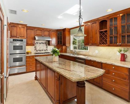 5130 Glen View Pl, Bonita