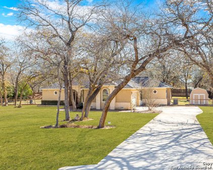 140 Hidden Forest Dr, La Vernia