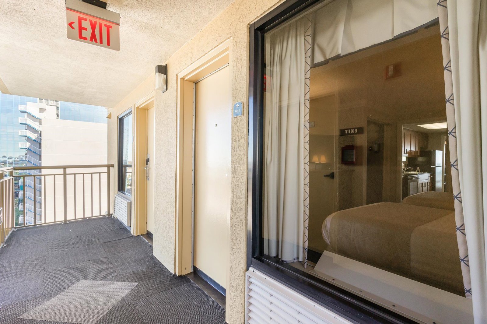 MLS 2225924 Holiday Inn Pavilion MB 1200 N Ocean Blvd. Unit 911