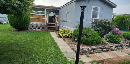 111 Decatur Dr, Grantville