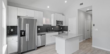 16902 W Alderson, Montgomery