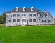 2 Red Barn Lane, Malvern image