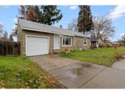 1078 W STEWART AVE, Medford image