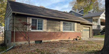 2912 W 74th Street, Prairie Village