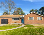 611 Sparrow Road, Central Chesapeake image