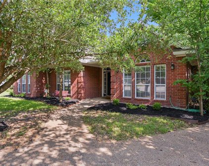 3931 Oriole, College Station