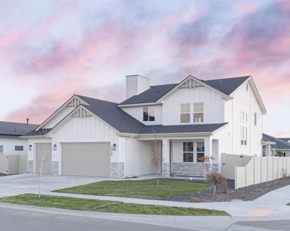 1009 E Viedma St., Kuna