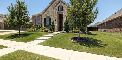 7937 Forest Lakes  Drive, North Richland Hills