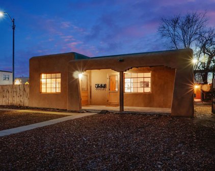 1720 Silver Se Avenue, Albuquerque