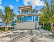 2407 Avenue C, Bradenton Beach image