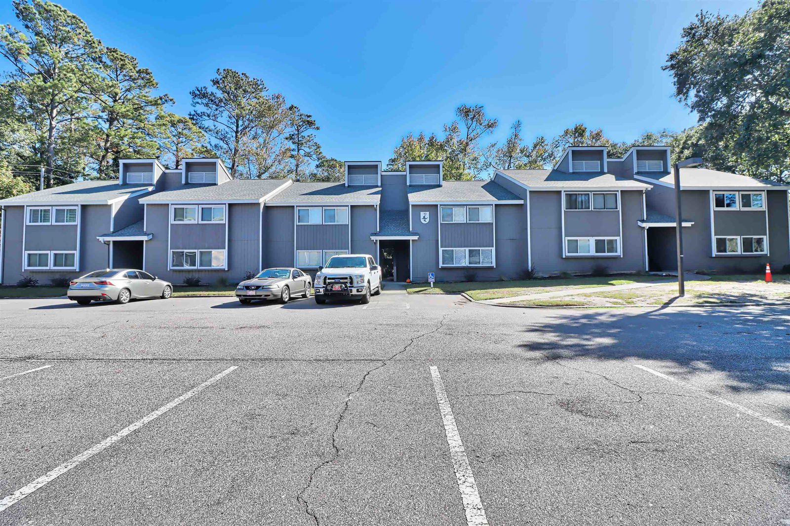 MLS 2224648 Briarcliffe West 10301 N Kings Highway Unit 105, Myrtle Beach Property for Sale