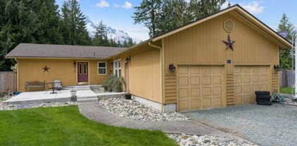 413 Trail Street W, Darrington