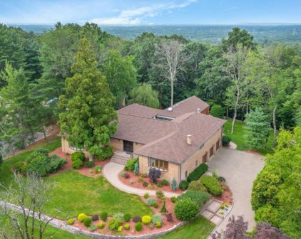 12 Peachtree Dr, Montville Twp.