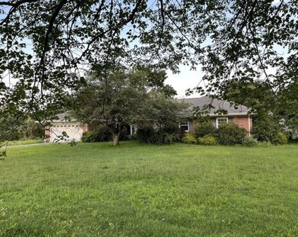 764 Center St, Ludlow