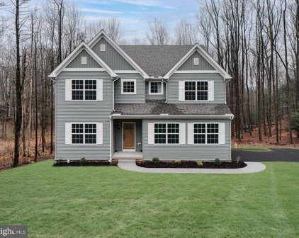 5209 Mountainview Dr Unit #QDH, Harrisburg