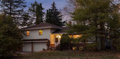 1887 Shryer Avenue W, Roseville