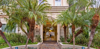 132 S Maple Drive 301 Unit 301, Beverly Hills