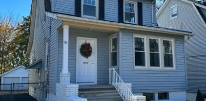 94 Jacoby St, Maplewood Twp.