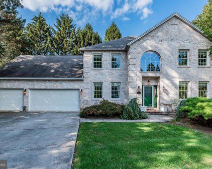 4 Graystone Manor Dr, Camp Hill
