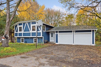 2132 Grandview Court, Mound