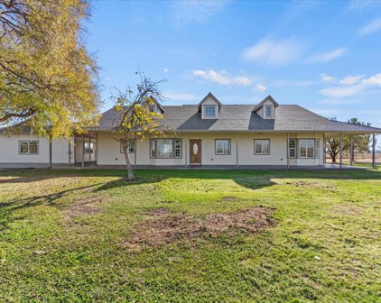 6011 Nicolaus Road, Lincoln