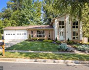 9206 Bois   Avenue, Vienna image