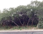 16811 Fox Ridge, Helotes image