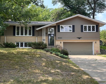6324 Parnell Avenue, Edina