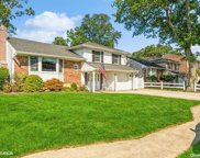 1422 Wagner Street, Wantagh image