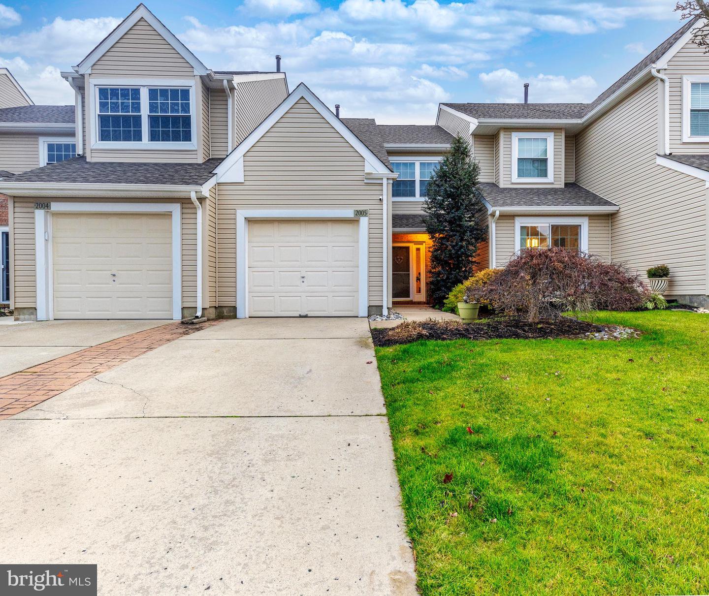 2005 Doral Drive, Blackwood, 08012