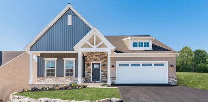 706 Summers Ct Unit #451, Mechanicsburg