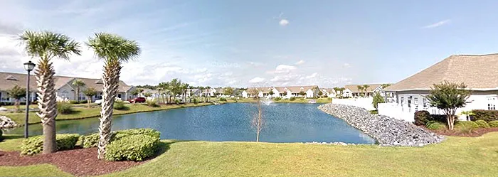 Lake Homes in Cascades