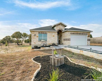 521 Lazy Oak Ln, La Vernia
